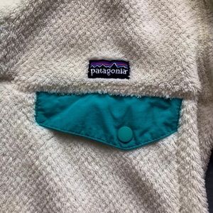 Patagonia Blue and white pullover
